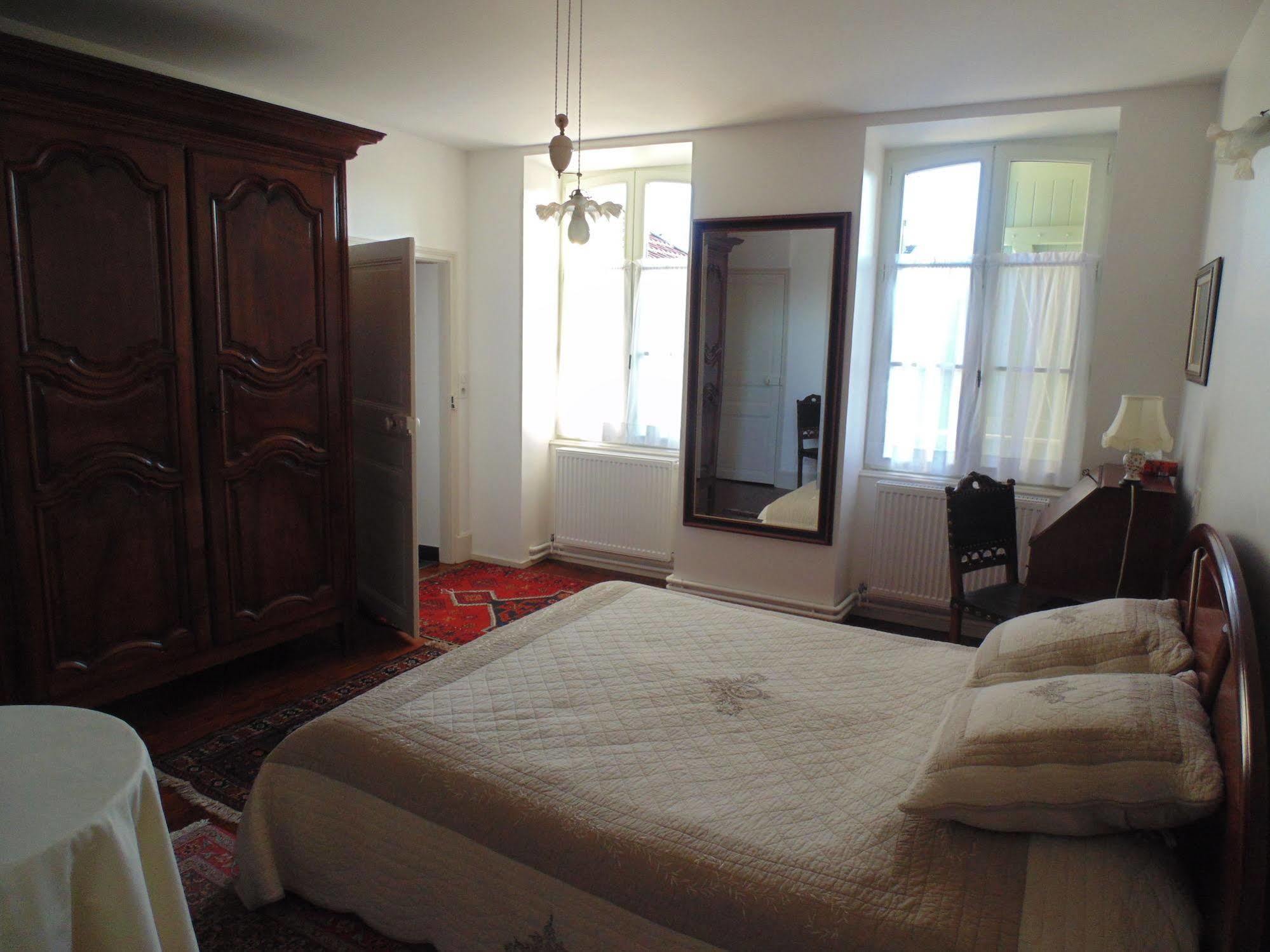 Bed and Breakfast La Promenade En Champagne Mussy-sur-Seine Экстерьер фото