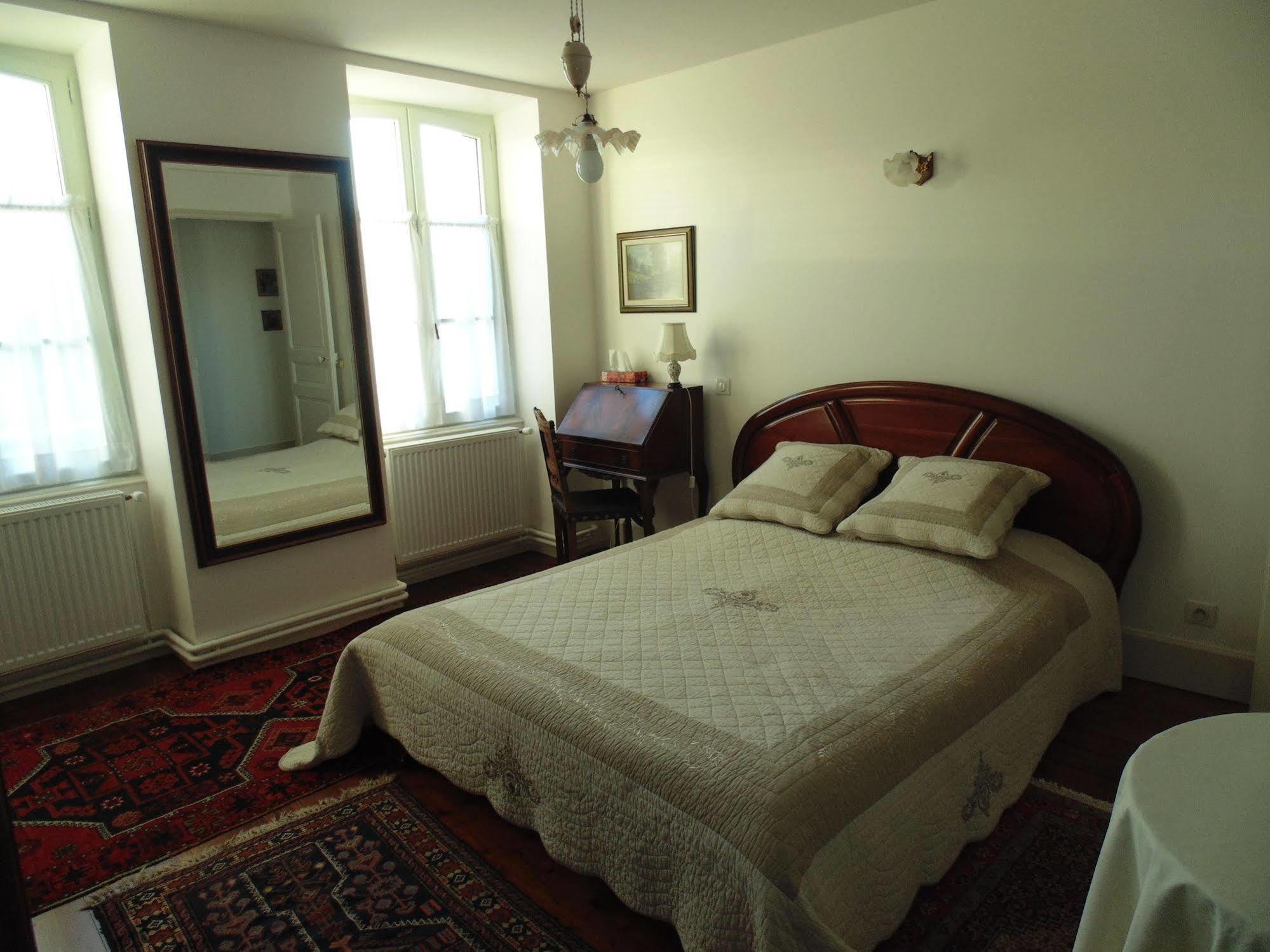 Bed and Breakfast La Promenade En Champagne Mussy-sur-Seine Экстерьер фото